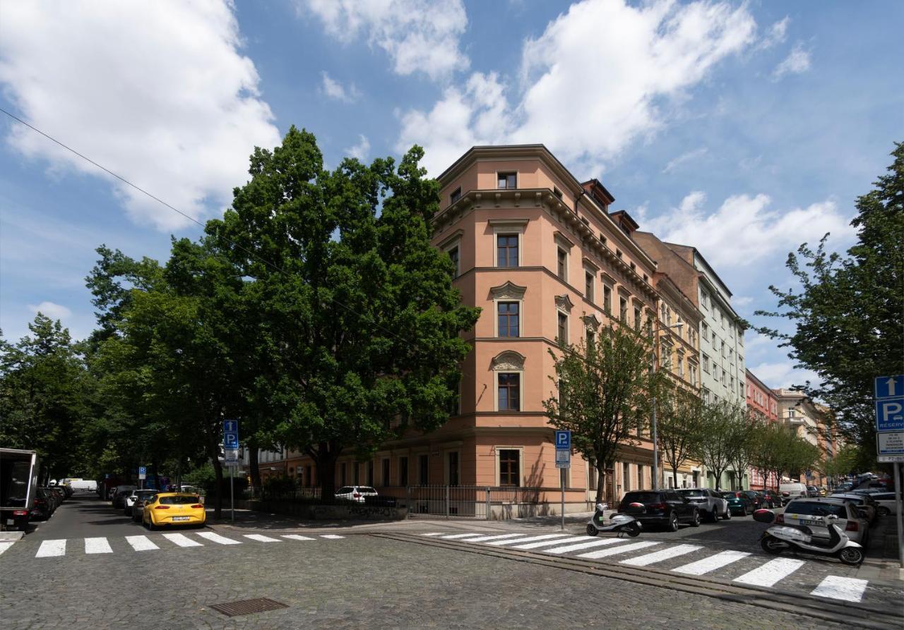 Bohemian Dreams Apartments And Suites By Dwellfort Prag Eksteriør billede