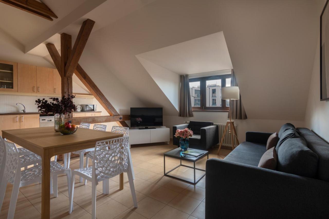 Bohemian Dreams Apartments And Suites By Dwellfort Prag Eksteriør billede