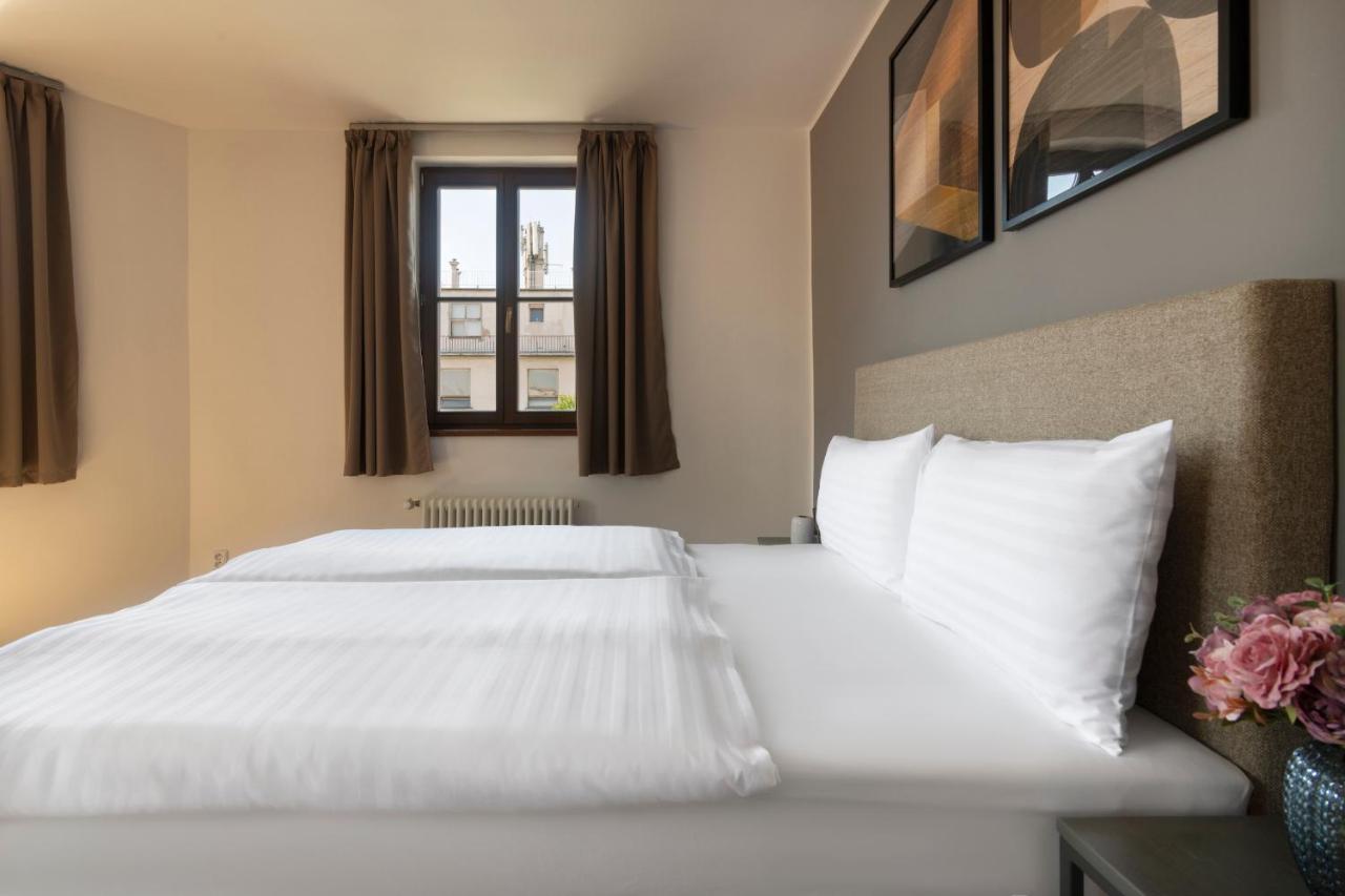 Bohemian Dreams Apartments And Suites By Dwellfort Prag Eksteriør billede